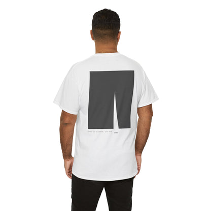 Even in Silence, you are seen. T-Shirt. Illustration par Moby Obscura