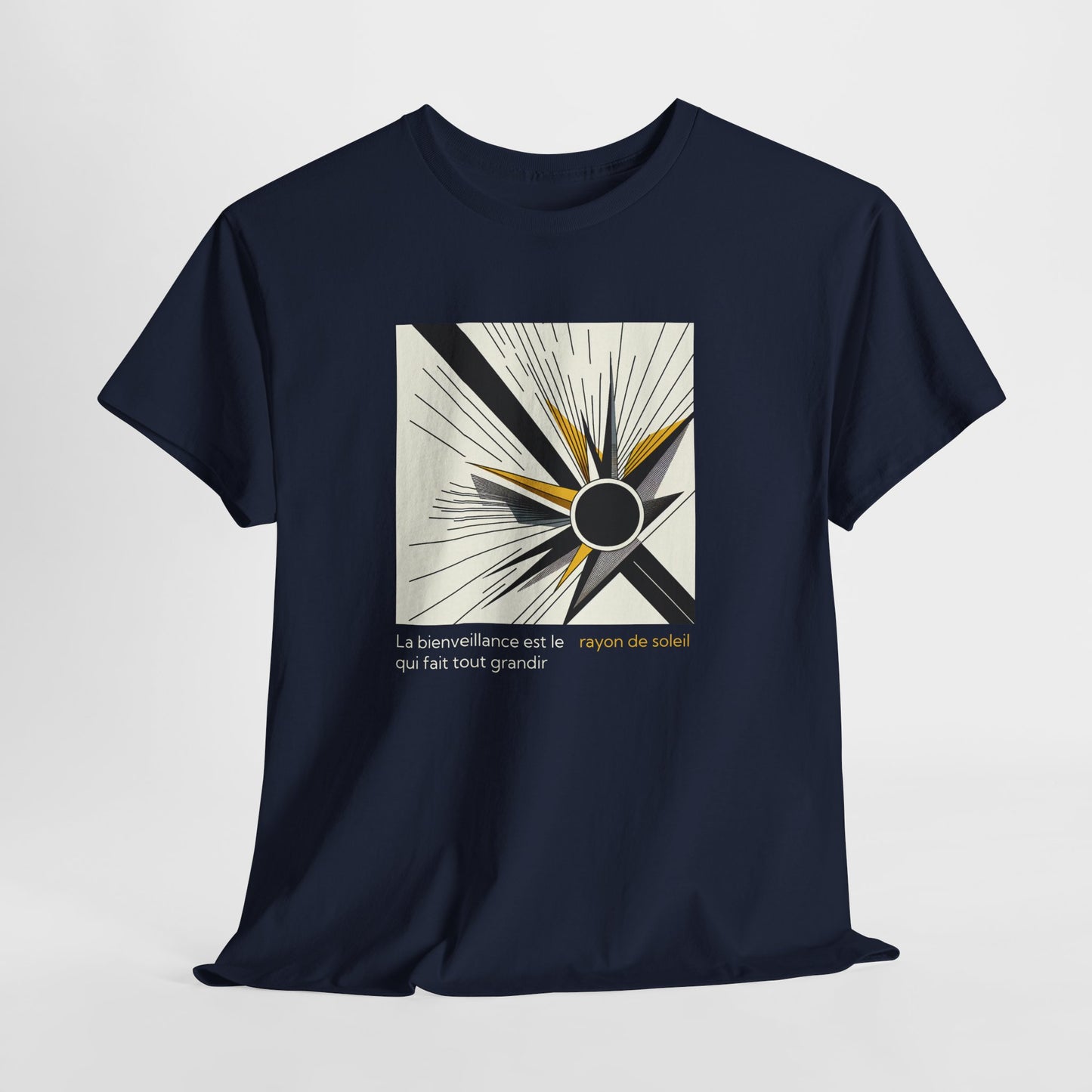 La bienveillance est le rayon de soleil qui fait tout grandir T-Shirt