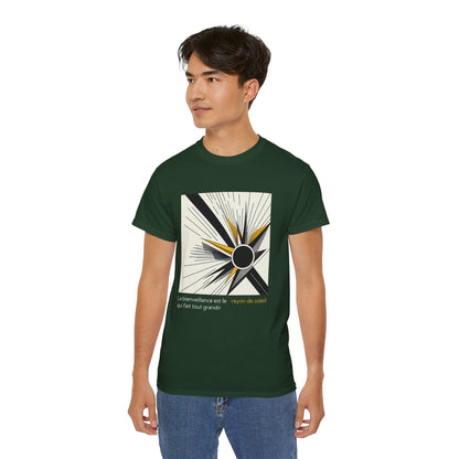 La bienveillance est le rayon de soleil qui fait tout grandir T-Shirt