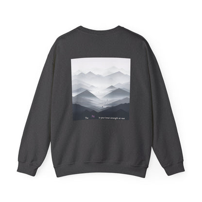 The fog is your inner strength at rest. Sweat à col rond