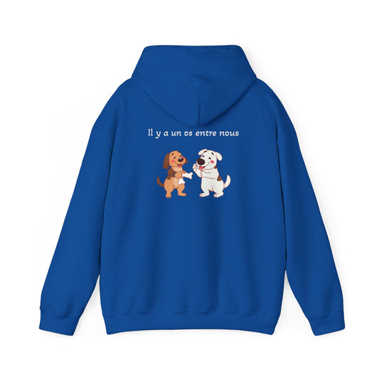 Il y a un os entre nous Hoodie
