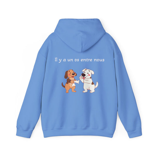 Il y a un os entre nous Hoodie