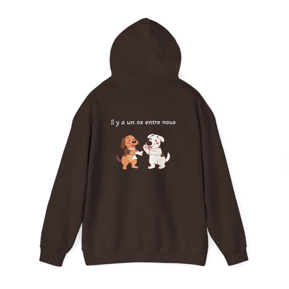 Il y a un os entre nous Hoodie