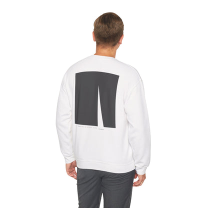 Même dans le silence, tu es visible Crewneck. Illustration by Moby Obscura