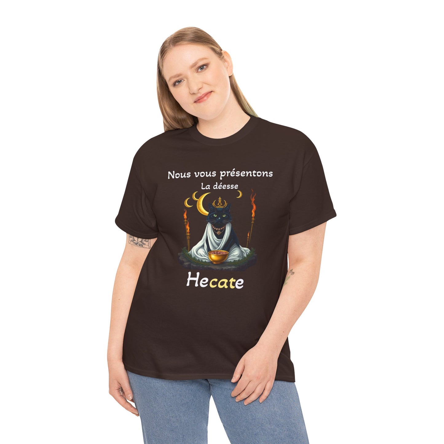 Nous vous présentons la déesse Hécate T-Shirt