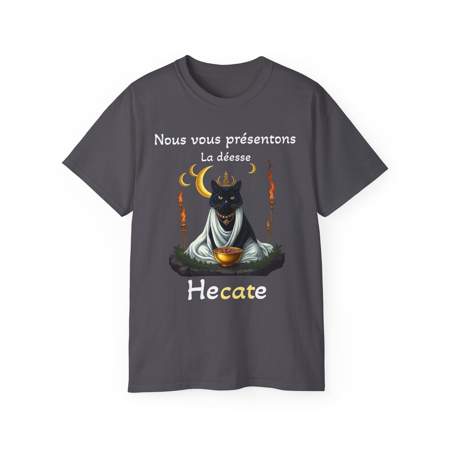 Nous vous présentons la déesse Hécate T-Shirt