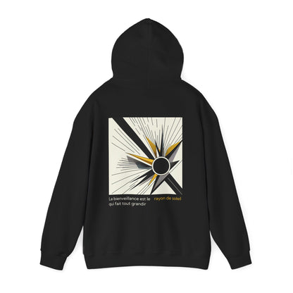 La bienveillance est le rayon de soleil qui fait tout grandir Hoodie